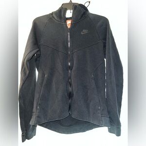 women’s nike tech fleece